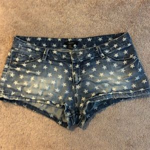 Forever 21 star jean shorts